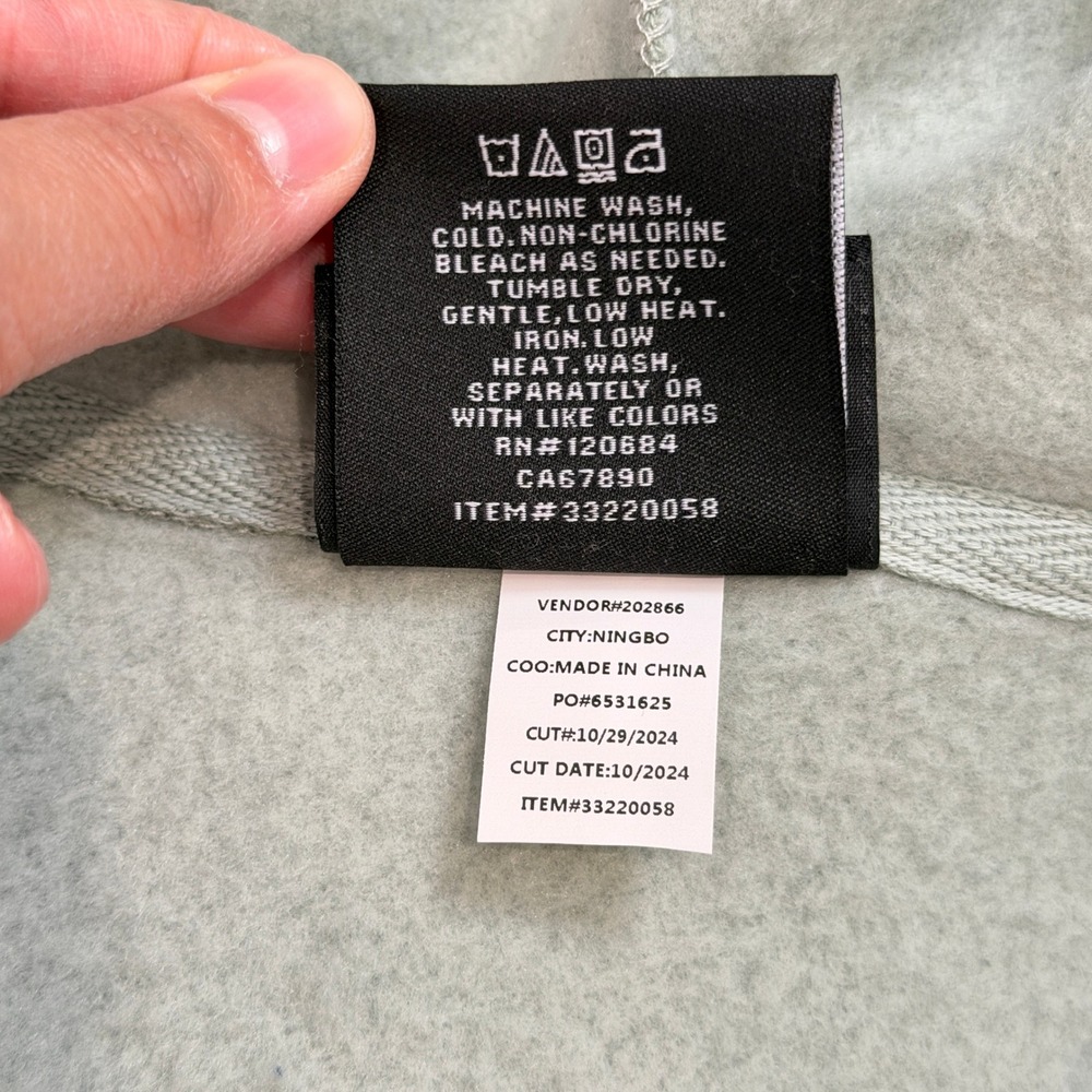 Lord of the Rings BoxLunch Sage Green Embroidered Tonal Icons Sweater Mens Large - Picture 8 of 10